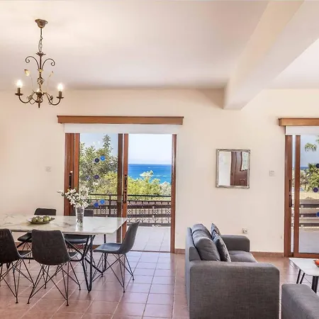 Korona Нео-Хорио