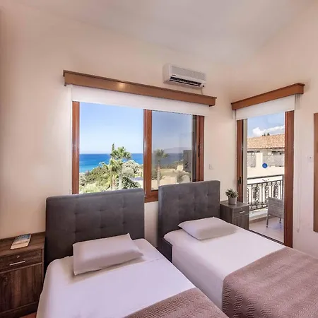 Korona * نيو تشوريو